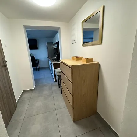 Apartment 50m2 Garden Parking Free Nove Jirny