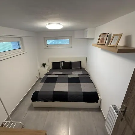 Apartment 50m2 Garden Parking Free Nove Jirny
